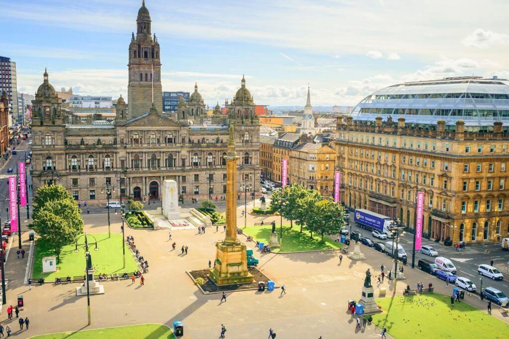Comfy 1 Bedroom Flat With Free Parking Glasgow Exterior photo